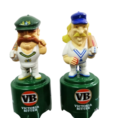 Victoria Bitter commemorative David Boon & Ian Botham Cricketer Talking Figurine 