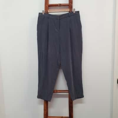 Jacqui-E Women's Size 14 Grey Ankle Pants - New With Tags