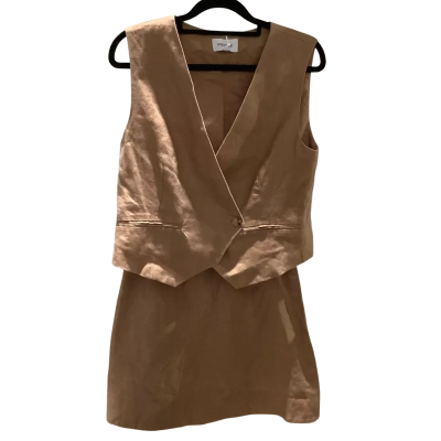 Piper Womens  Size 8 Brown Business StyleMini Skirt & Button Up Suit Vest. RRP $119.95