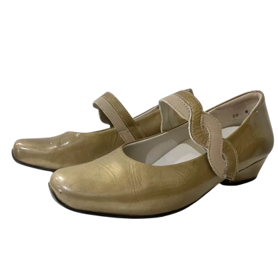Ziera Womens Size 39 Metallic Gold Flats 