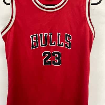 Bulls NBA Kids  Size S Sport Top Red / White jersey 