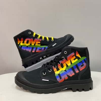 BNWOT Palladium “Love United” Mens  Size 8 (Women’s size 9.5) Canvas Boots  