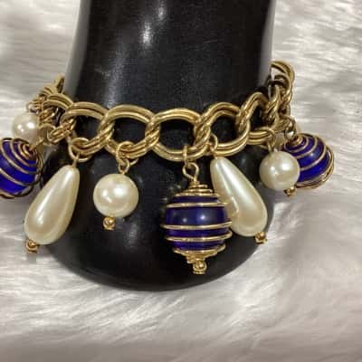  Womens Beaded Bracelet Blue / Gold / White 