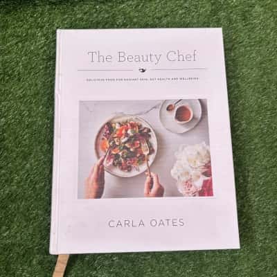 The Beauty Chef Gut Guide by Carla Oates