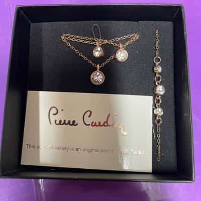 Pierre Cardin Womens Neclace & Bracelet Set