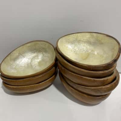 Capiz shell bowls and service set