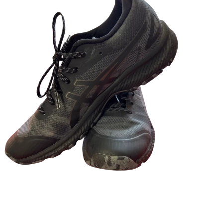 Asics Women’s NetBurner Size  US10 Trainers Black & Grey  