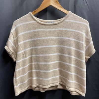 Ghanda Womens Size S Biege & White Knitted Top
