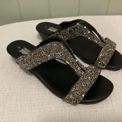 Rivers Womens  Size 36 Flats Black  