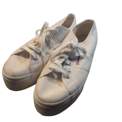 Superga Unisex  Size 7.5 / 9 White Shoes 