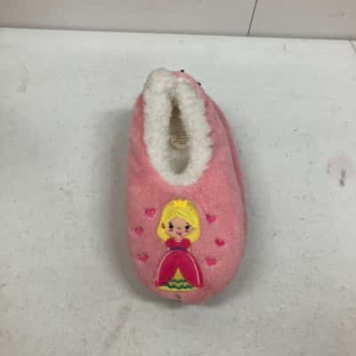 Slumbies Women’s Fluffy Socks Size L