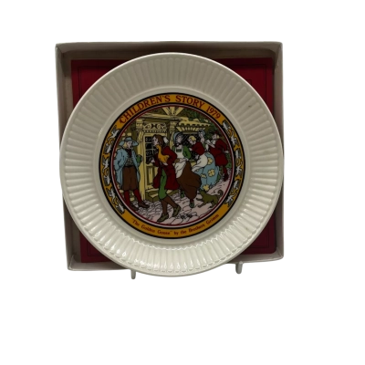 Wedgwood Children's Story 1979 Plate 