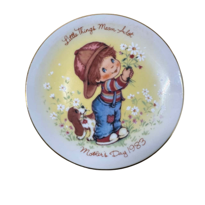 Avon Trinket Dish - Little Things