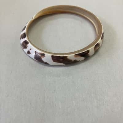 Women’s Vintage Shell/Animal Print Bracelet/Bangle