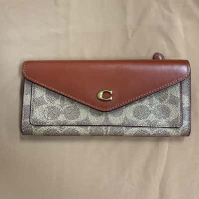 Womens Coach Brown Purse 
