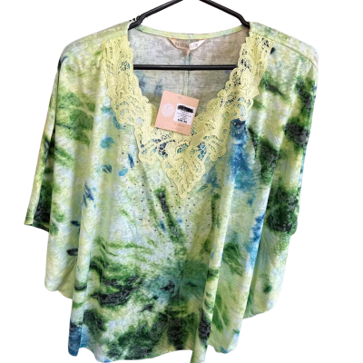 Noni B Womens  Size XS Green Top 