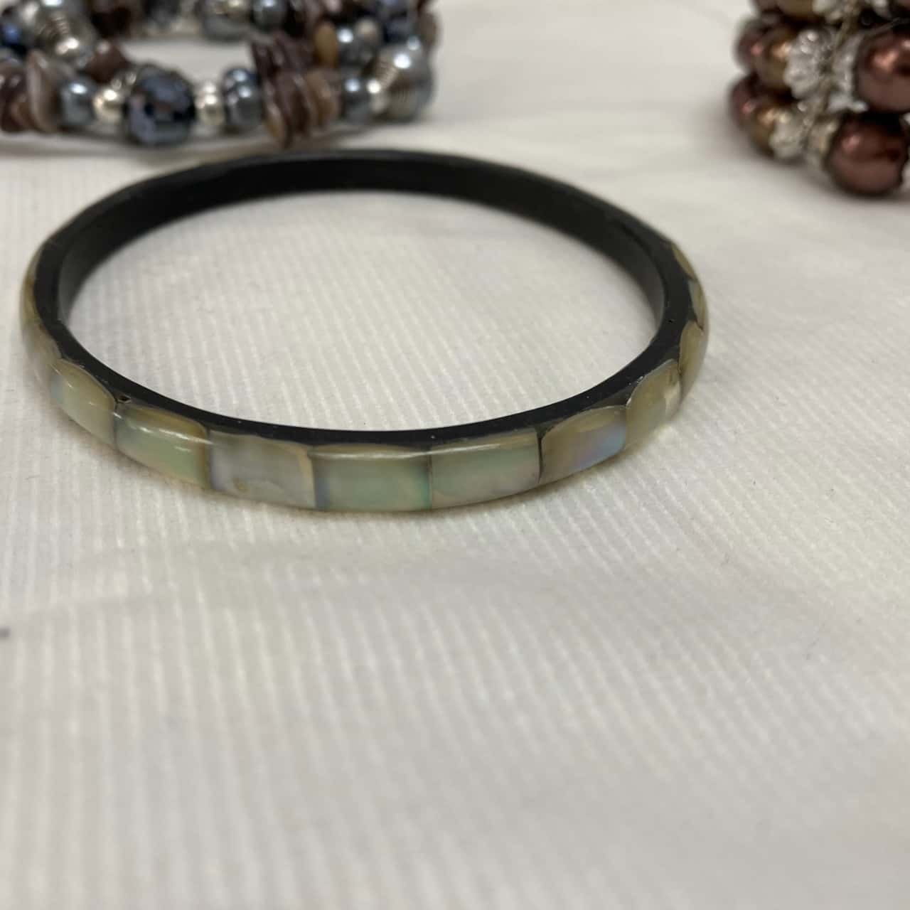 Bundle of Assorted Jewellery items Gems and Crystals(s)