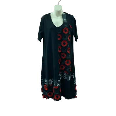 Taking Shape Black/Red/White floral dress Women's size XXS 