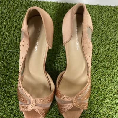 Marie Claire  Womens  Size 7 Heels Rose Gold 