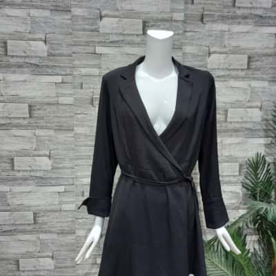 Winnie & Co Women's  Size 10 Cocktail Dress / Wrap Dress Black  