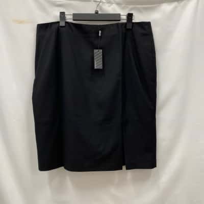 Senorita Women's Work Wear Skirt Size 20 Black BNWT