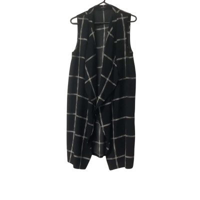 Women’s Basque  Size 16 Black  / White Vest