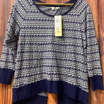 Roxy   Size S Navy Blue Jumper new 