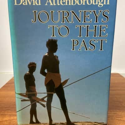 Collectible Hardcover - David Attenborough “Journeys to the Past” 1981