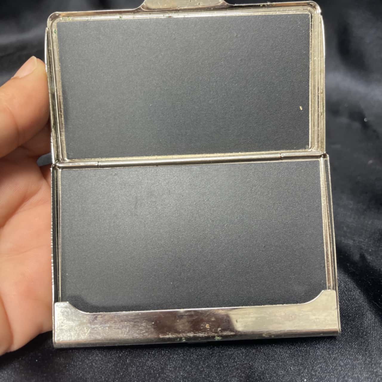 Women’s Oroton card holder