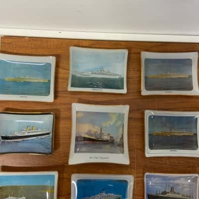 Collection of 9 vintage glass souvenir trinket/ash trays