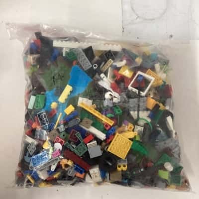 Lego - Bag of assorted lego  approx 1kg
