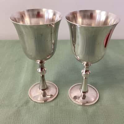 Vintage Silver Plated Goblets (Pair) – Elegant Design