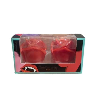 Dusk bleeding roses candles 