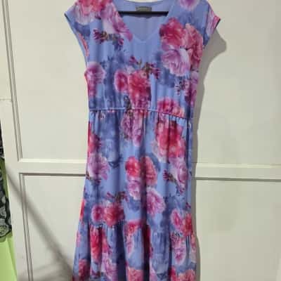 Jacqui-E Womens  Size 12 Midi Dress Blue / Floral 