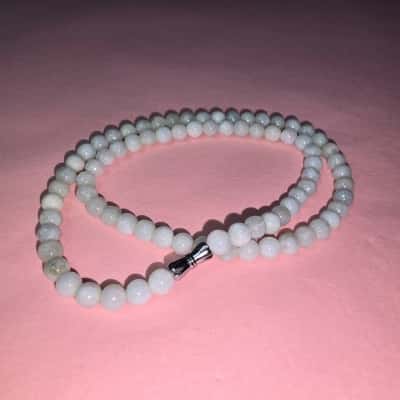  Womens Beaded Necklace Green Stones
