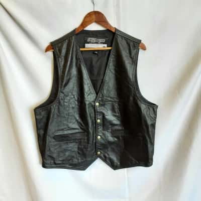  Mens RJays Black  Size XL Leather Motorcycle Vest 