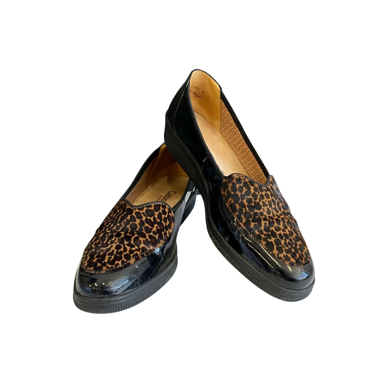 ANIMAL PRINT LOAFER WITH ELEGANT DETAIL