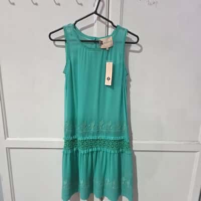 Fleur Wood Womens  Size 1 Midi Dress Green 