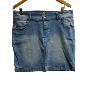 Just Jeans Womens  Size 16 Blue skirt (i)