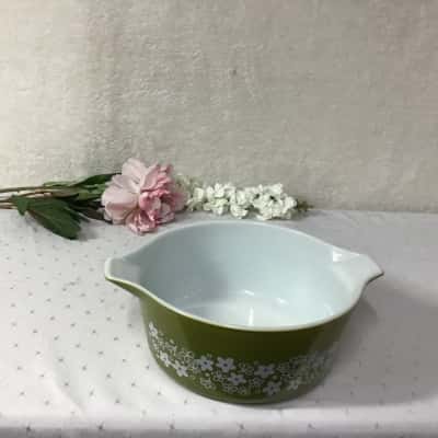 Vintage Pyrex Olive Green / White Floral Pattern 2 1/2 QT Bowl