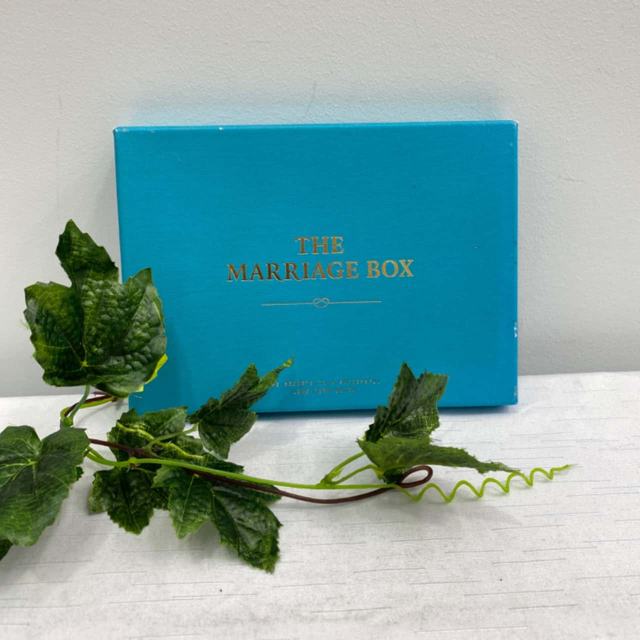The Marriage Box, Set Of Cards(s)