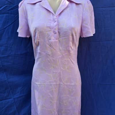  Womens  Size 8 Midi Dress / Short Sleeve Dress  Pattern / Purple 