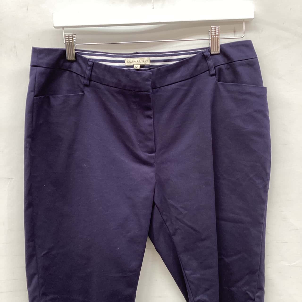 Laura Ashley Womens Shorts Size 12 Navy Blue