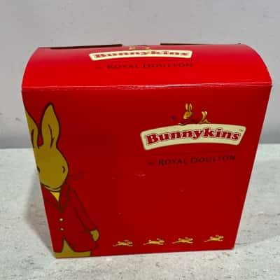 BNWOT Bunnykins oatmeal bowl/egg cup 