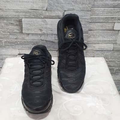 Nike TN Air Max Plus Mens  Size 8.5 Shoes Black  / Gold 