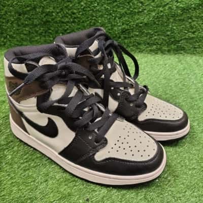 Nike Black & White Air Jordan Sneaker Size 39