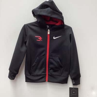 Nike Kids  Size 1 / 2 Black  / Pattern zip top 
