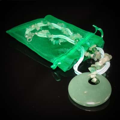 Chrysoprase Necklace 42cm Long With 5cm Circle Drop On Beautifully Twisted Chips & Cord