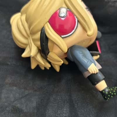 The Big Bang Theory Penny in Online Gaming Outfit Funko Pop Vinyl (B23)