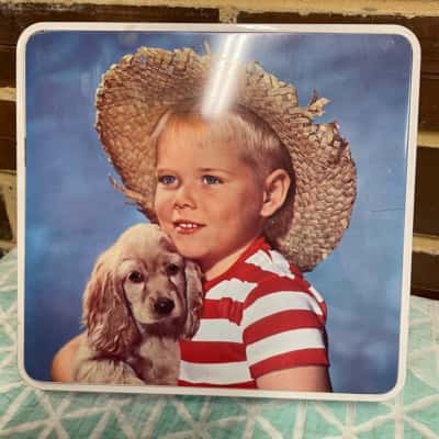 Vintage Burton’s Gold Medal Buscuit Tin